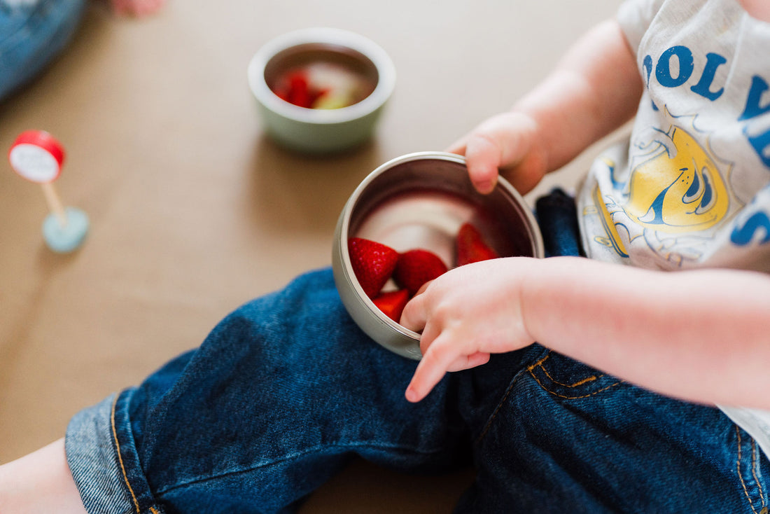 Why Stainless Steel is a good Choice for Children's Dinnerware